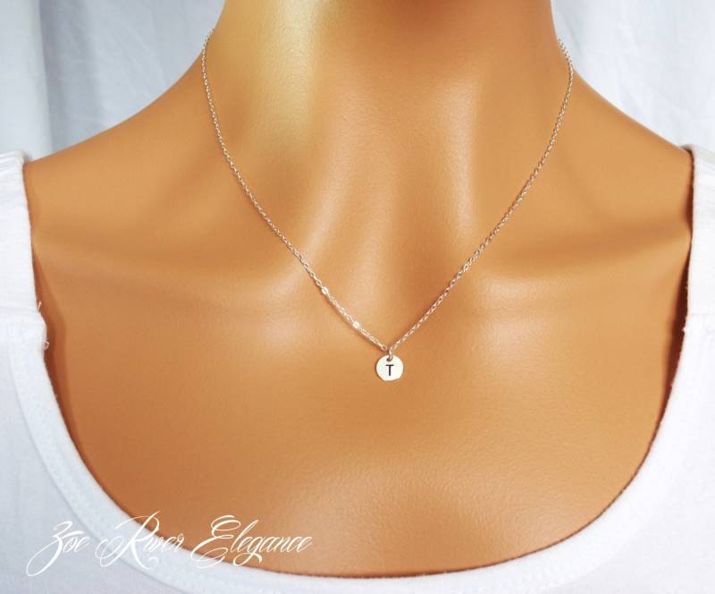 Personalisierte Kleine Initiale Runde Scheibe Halskette. Wählen Sie Roségold, Silber Oder Gold Personalisierte Monogramm Initiale Wähle 1, 2, 3, 4 von ZoeRiverElegance