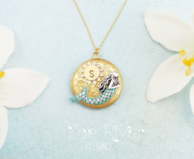 Personalisierte Meerjungfrau Initial Monogramm Medaillon Halskette. Türkis, Gold Und Silber Meerjungfrau, Runde von ZoeRiverElegance
