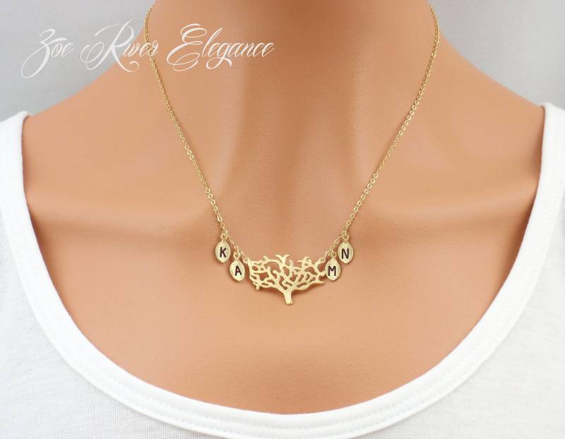Personalisierte Stammbaum Halskette. Baumkette Aus Silber Oder Gold. Gravierter Buchstabe, Name, Personalisierter Schmuck. Muttertag von ZoeRiverElegance