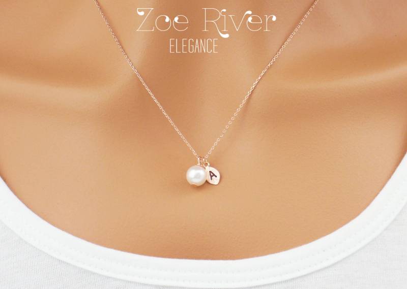 Wähle Roségold, Silber Oder Gold, Personalisierte Initiale Und Swarovski Perlenkette. Zierliche Elegante Perlenkette von ZoeRiverElegance