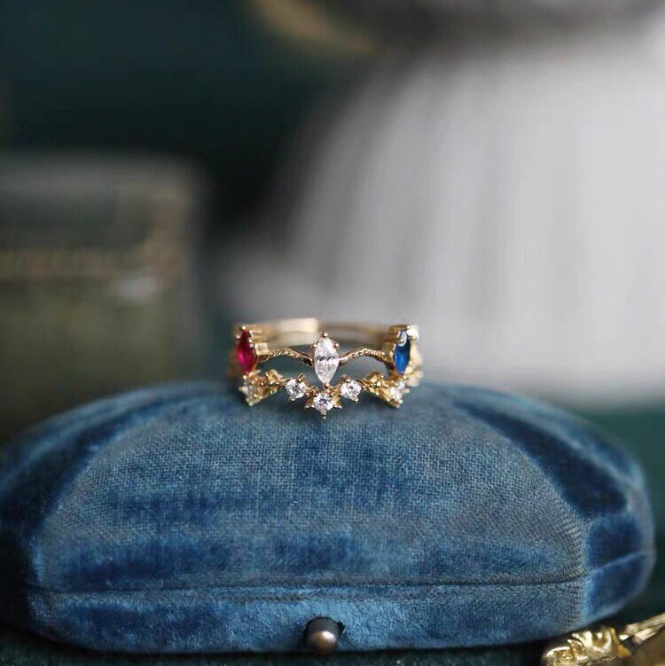Bunter Edelstein-Verlobungsring-Set, Stapelbarer Ring Mit Regenbogenkristall, Multi-Color-Steinring, Regenbogen-Stacking-Band, Farbsteinring von ZoeUniqueJewelry