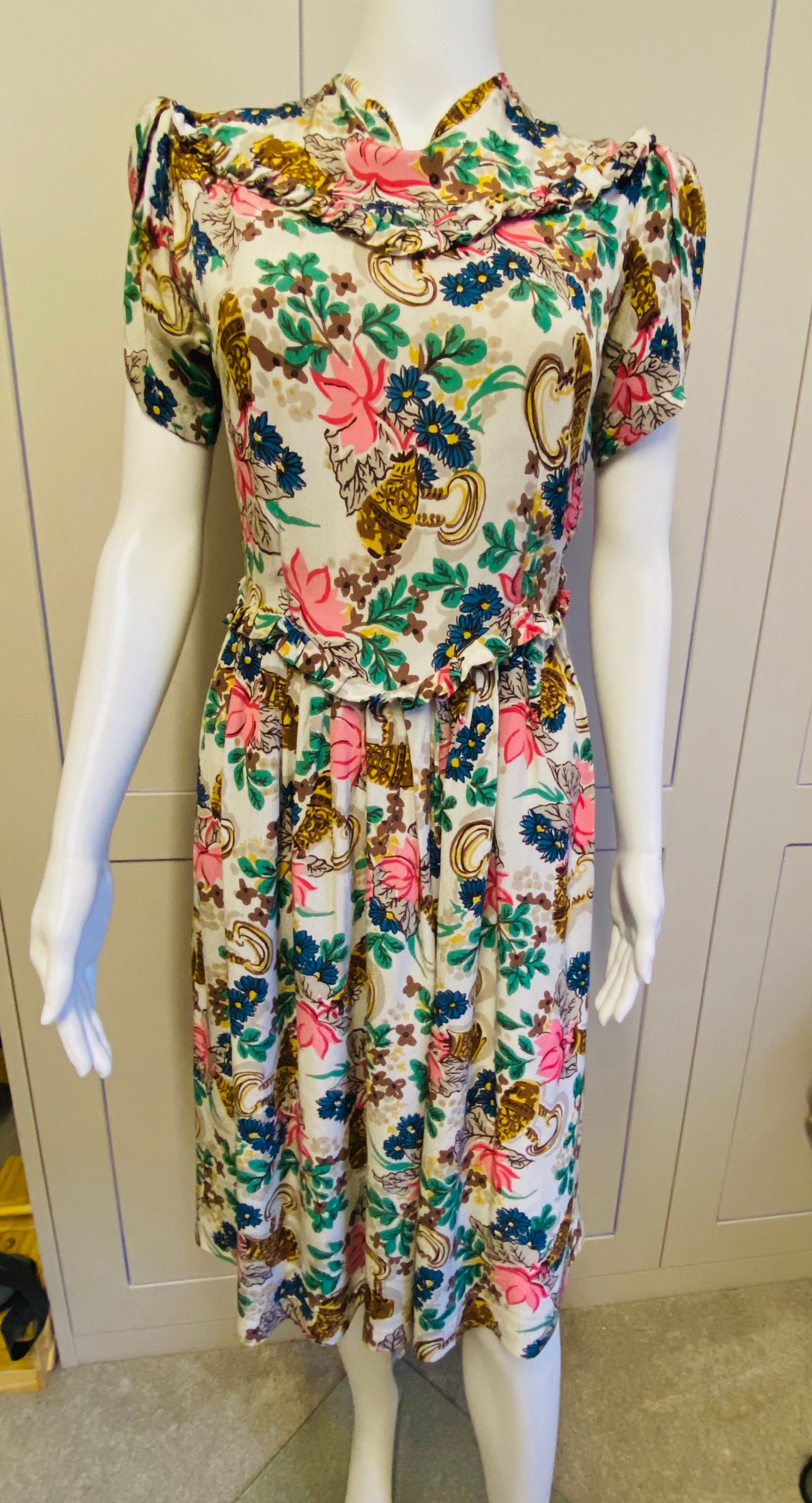 Wunderschönes Vintage 1940Er Florales Novelty Print Kleid von ZoesCollectables