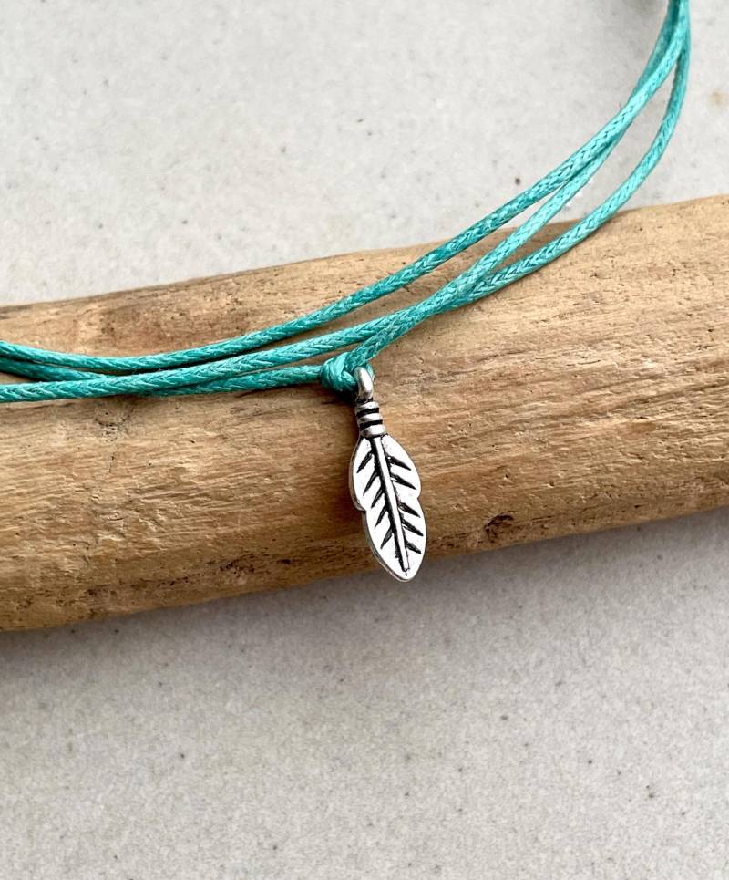 Wunscharmband Feder - Make A Wish Armbänder von ZoeundLola