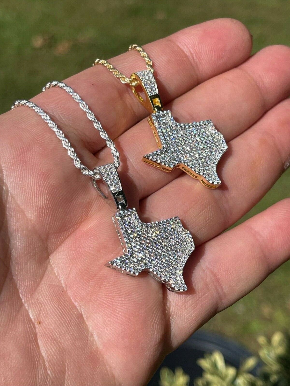 Herren Damen Super Iced Out Bundesstaat Texas, Usa Anhänger, Lone Star, Massives 925 Sterling Silber in 14K Gold Oder Rhodium Finish von ZoeysJewelryBoxLLC