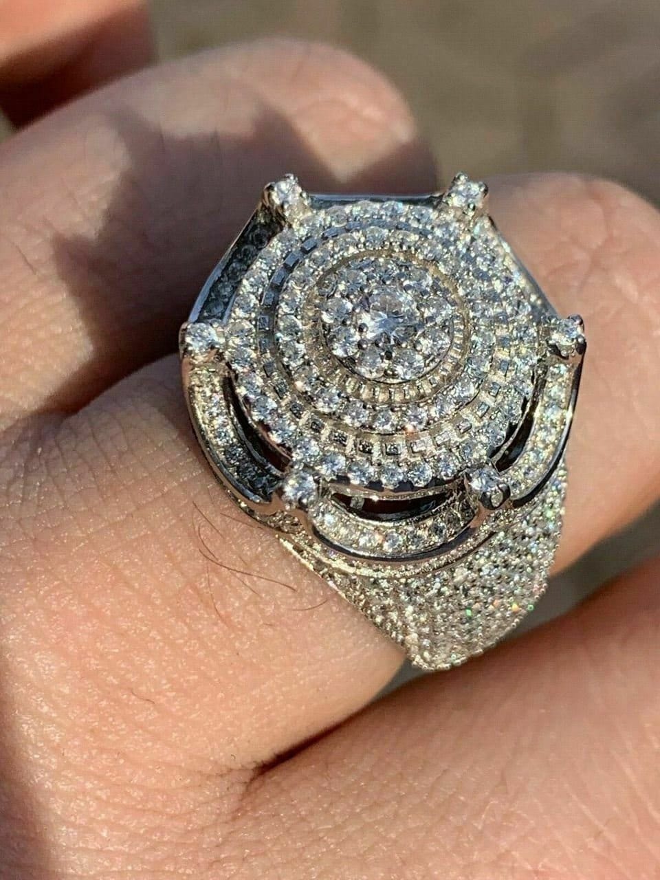 Herren Iced Out Massiv 925 Sterlingsilber König Krone Simulierter Diamant Hip Hop Pinky Ring Größen 7-13 von ZoeysJewelryBoxLLC