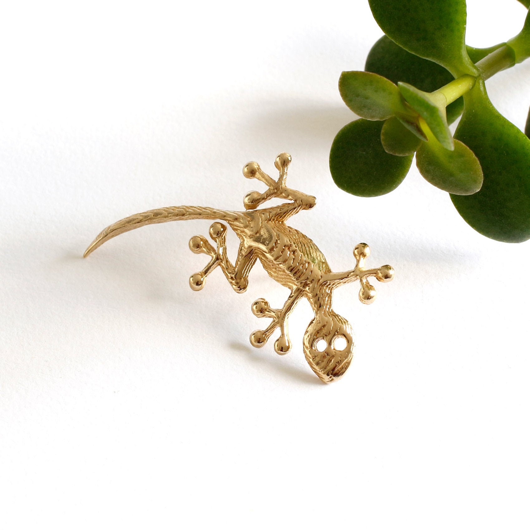 Gelbe Bronze Gecko Anstecker Statement Eidechse Anstecknadel Ausgefallene Mantelbrosche Lustige Kragennadel Gelbe Bronze Gecko Anstecker Statement Eidechse Anstecknadel Ausgefallene Mantelbrosche Lustige Kragennadel von ZohreKHjewelry