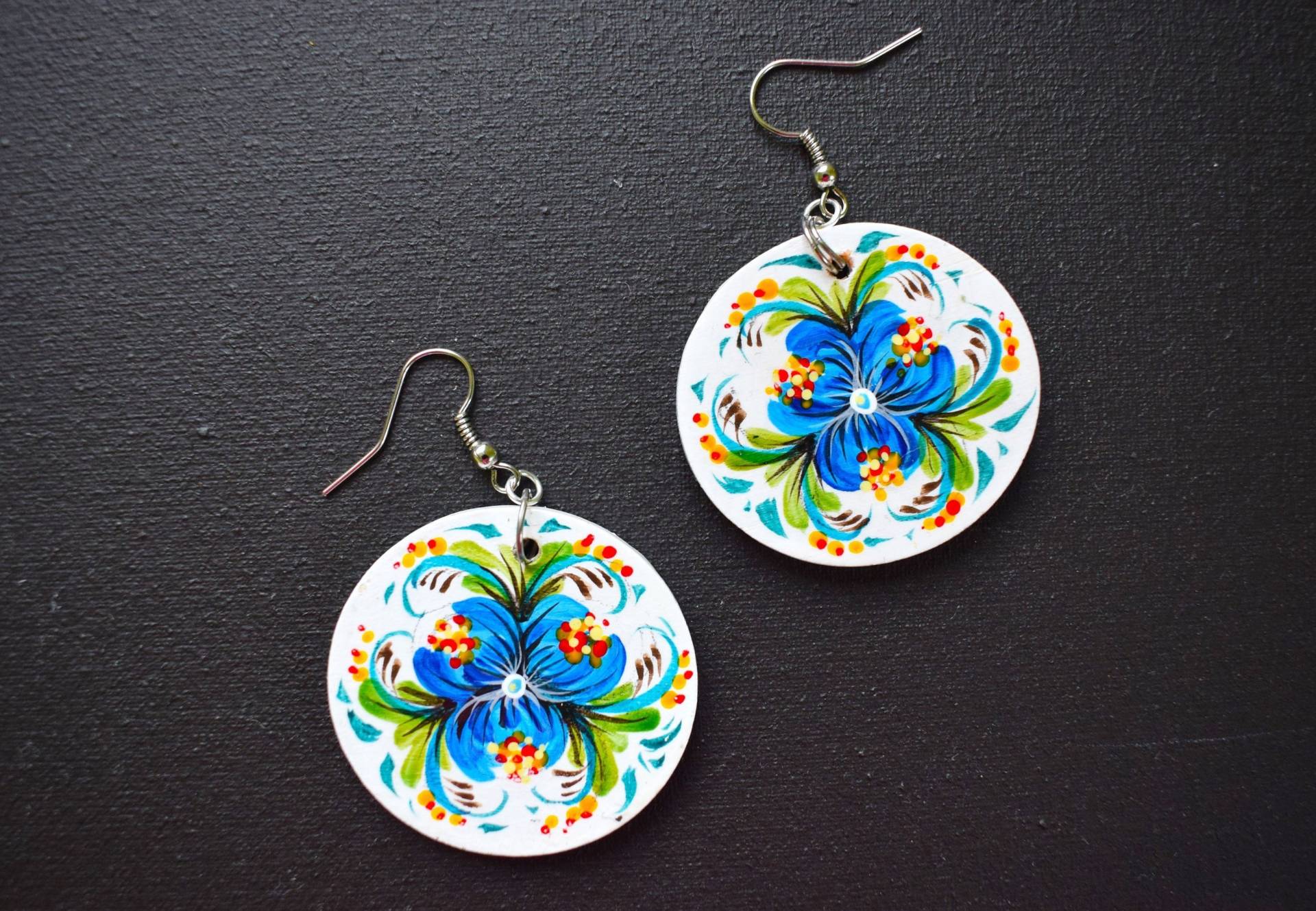 Folk Art Blumen Ohrringe Handbemalte Boho Holzschmuck Folk Art Blumen Ohrringe Handbemalte Boho Holzschmuck von ZoraArt