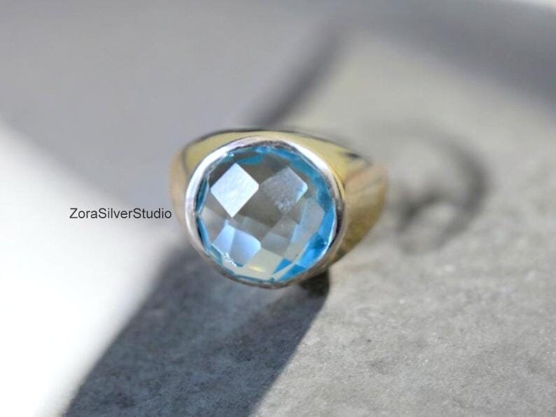 Blautopas Siegelring, Rosenschliff, Sterling Silber Unisex Ring von ZoraSilverStudio