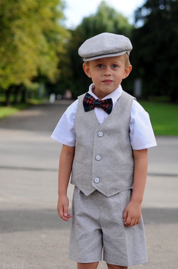 Ringträger Outfit Grau Baby Jungen Weste Kleinkind Hochzeit Säugling Ballon Mütze Und Shorts Set von ZoranApparel