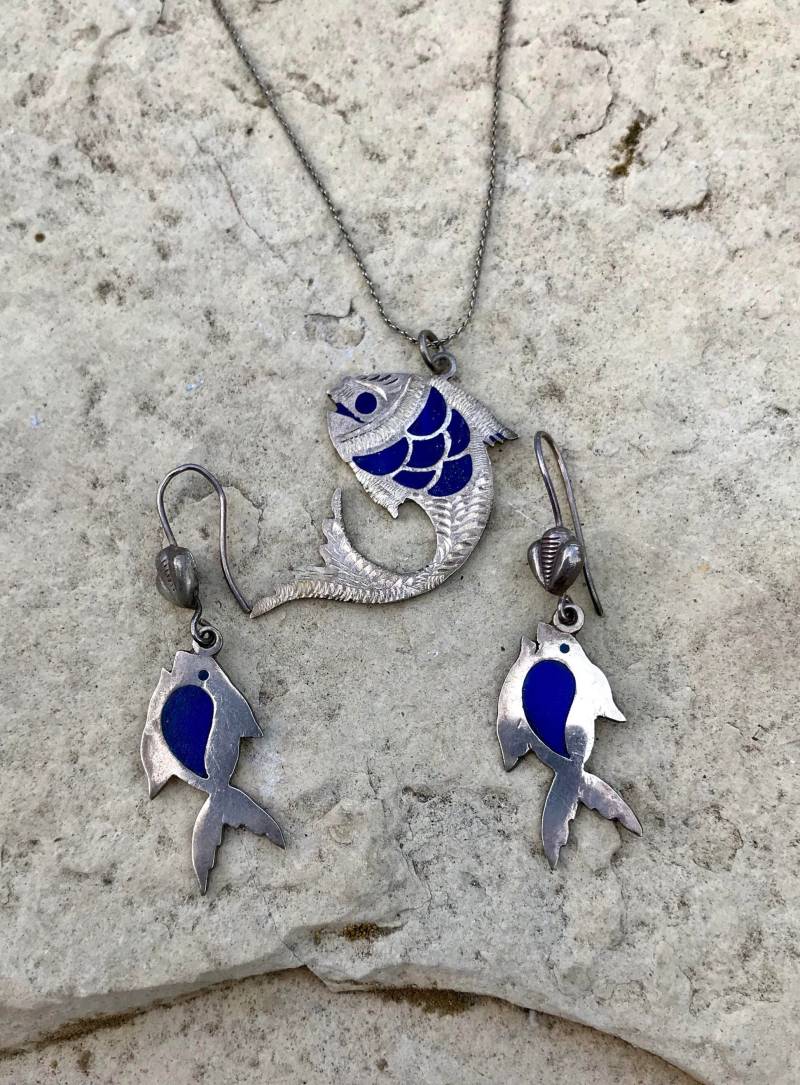 Antike Gf Blue Fish Halskette Und Ohrringe Set Antike Gf Blue Fish Halskette Und Ohrringe Set von ZoulalJewelry