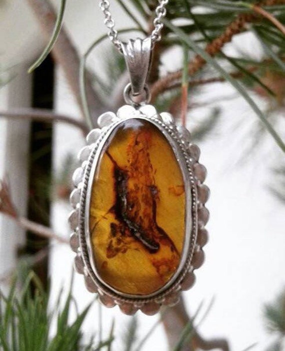 Vintage Bernstein Mystik Halskette Vintage Bernstein Mystik Halskette von ZoulalJewelry