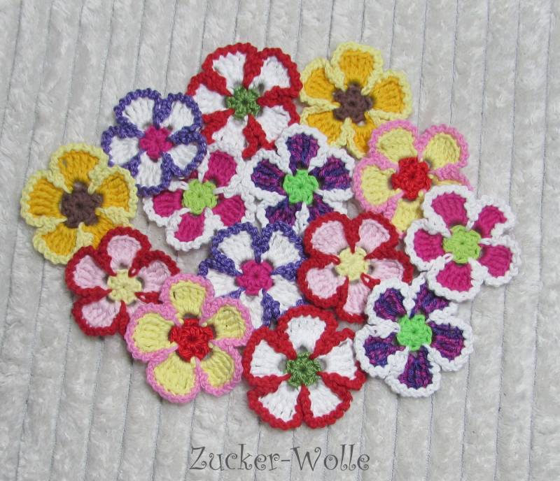 Häkelblumen 2 Stück Farbwahl von ZuckerWolle