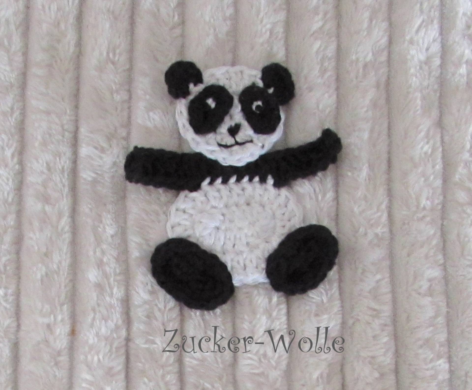 Panda Pandabär Häkelapplikation Aufnäher von ZuckerWolle