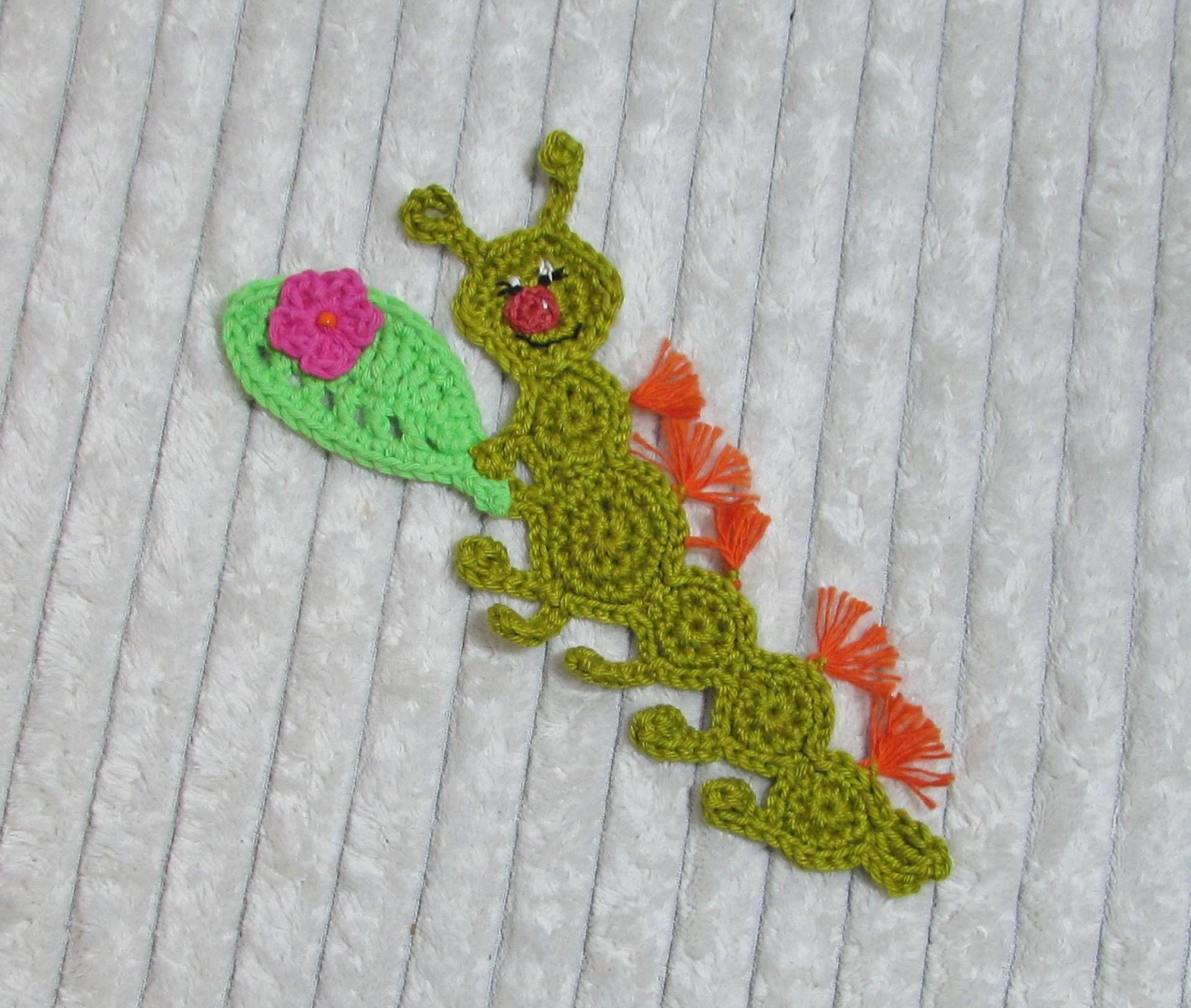 Raupe Bzw. Tausendfüssler Häkelapplikation Aufnäher von ZuckerWolle