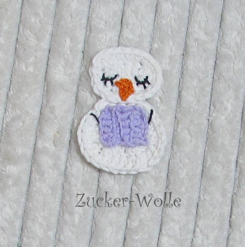 Schneemann Eigentlich Schnee Mädchen Mit Muff Häkelapplikation von ZuckerWolle