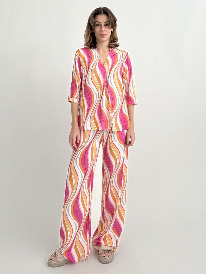 Zuckerwatte Druckbluse mit V-Ausschnitt aus softer Viskose von Zuckerwatte