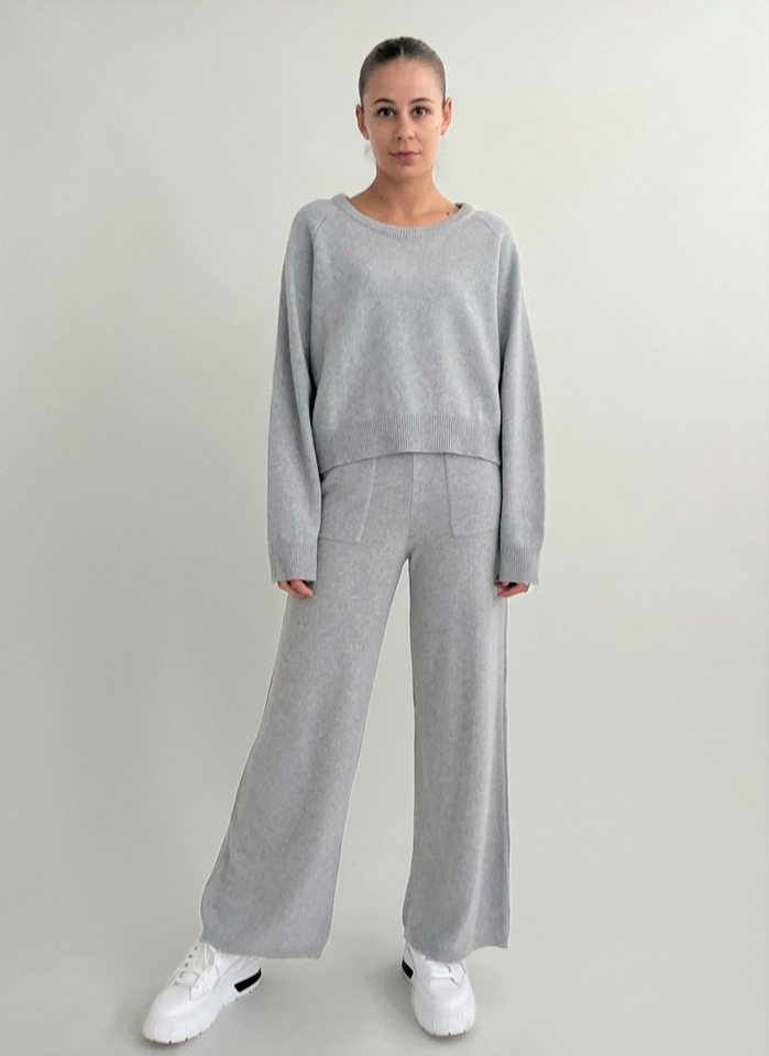 Zuckerwatte Rundhalspullover modisch kurze Form aus Merino Cashmere Mix von Zuckerwatte