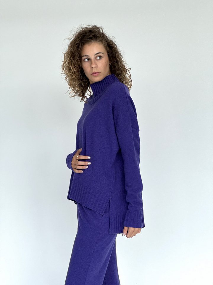 Zuckerwatte Rundhalspullover schöne Rippstrickdetails, aus wertiger Merino Cashmere Mischung von Zuckerwatte