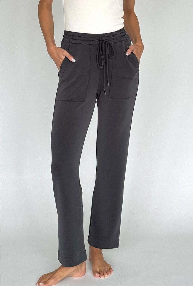 Zuckerwatte Sweatpants schmal geschnitten aus weicher Modalmischung mit Elasthan von Zuckerwatte