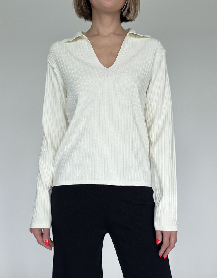 Zuckerwatte V-Ausschnitt-Pullover Rippstrickoptik aus Viskose mit Elasthan von Zuckerwatte