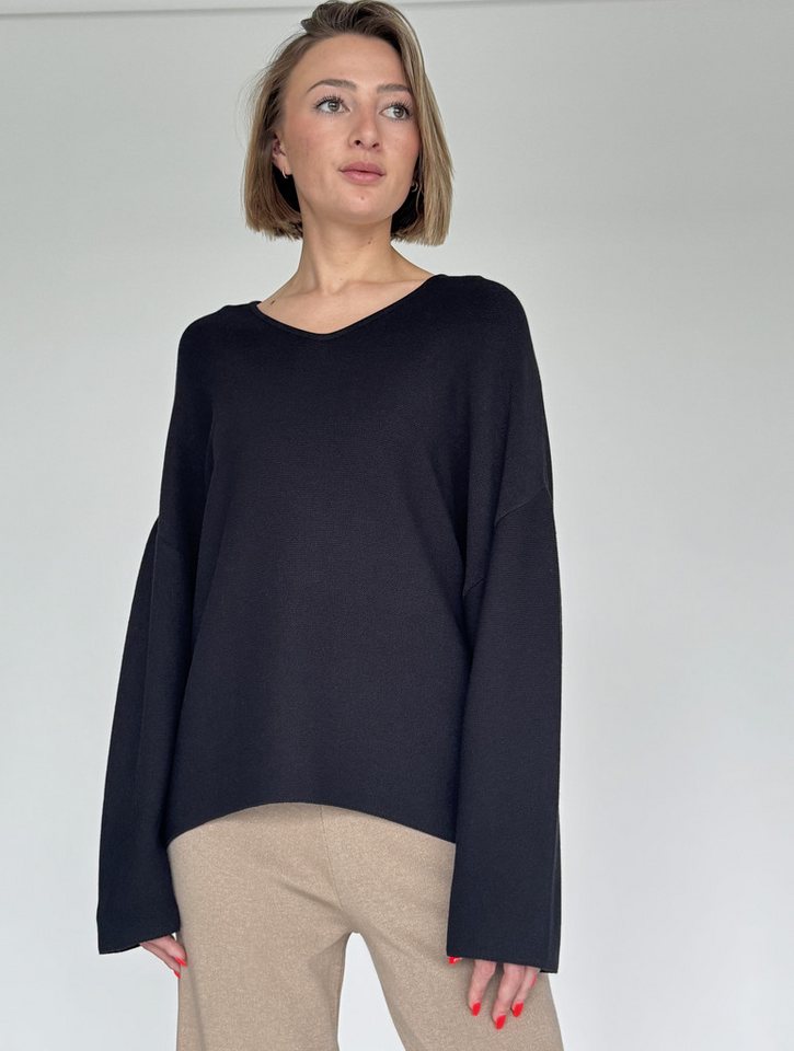 Zuckerwatte V-Ausschnitt-Pullover feingestrickt aus wertiger Viskose Stretch Mischung von Zuckerwatte