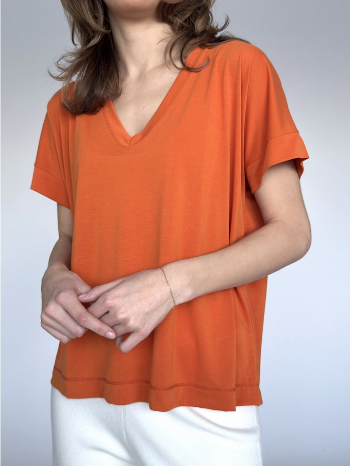 Zuckerwatte V-Shirt bequem geschnitten, aus weicher Modalmischung von Zuckerwatte