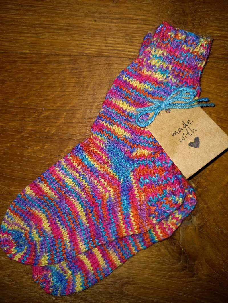 Gestrickte Socken - Gr. 24/25 Handarbeit Gestrickte Socken - Gr. 24/25 Handarbeit von Zugenaeht