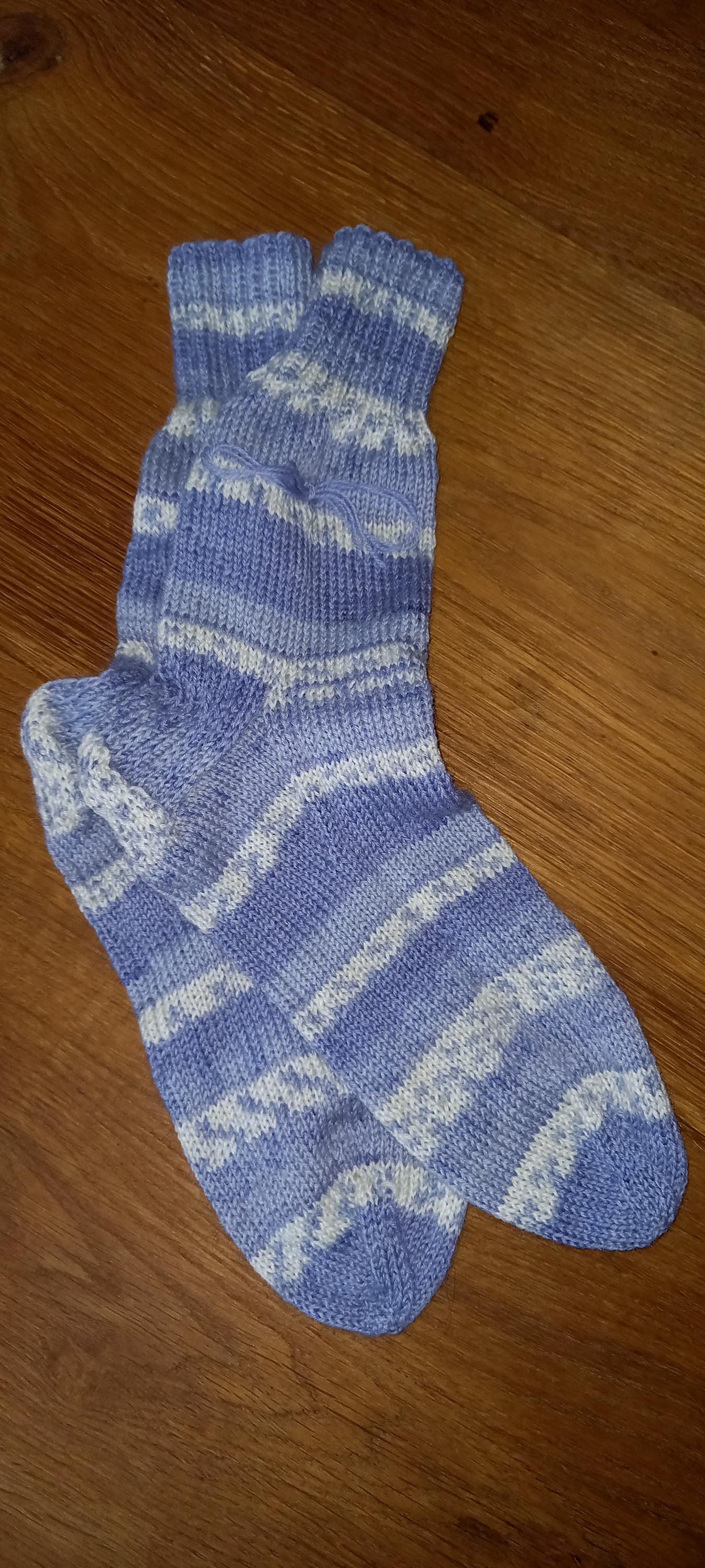 Gestrickte Socken - Gr. 37 Gestrickte Socken - Gr. 37 von Zugenaeht