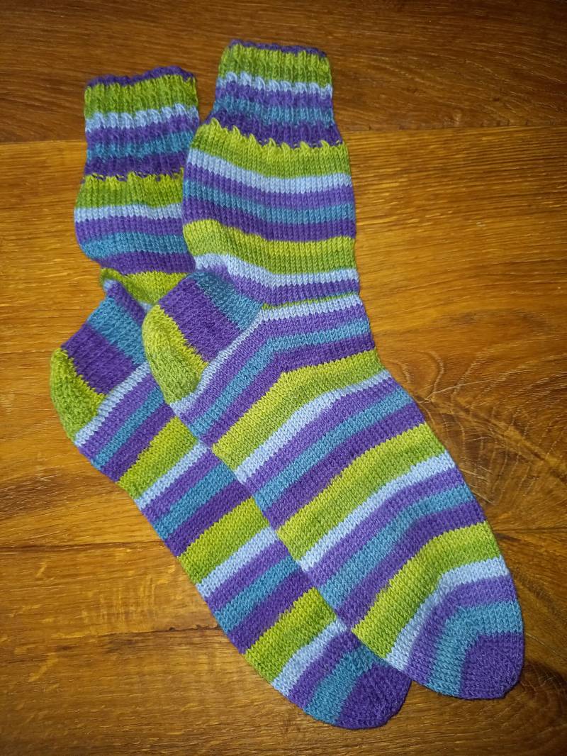 Gestrickte Socken - Gr. 41/42 Gestrickte Socken - Gr. 41/42 von Zugenaeht