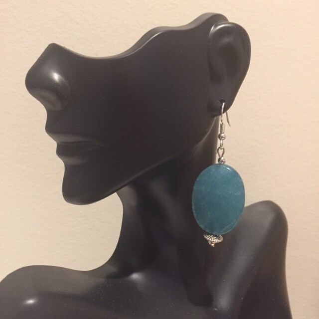 Angelite Ovale Ohrringe Baumeln Ohrringe, Angelite, Halbedel Edelstein Aqua von ZuriDesignsBoutique