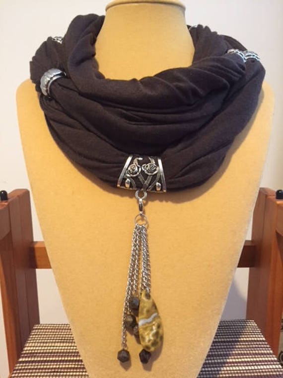 Braun Stricken Infinity Schal, Schal Halskette, Naturstein Ozean Jaspis Bronzite Braune von ZuriDesignsBoutique