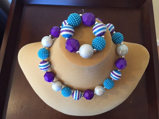 Lila Und Blau Klobige Kinder Halskette Armband Set, Bead-Schmuck-Set, Bubblegum Schmuck-Set von ZuriDesignsBoutique