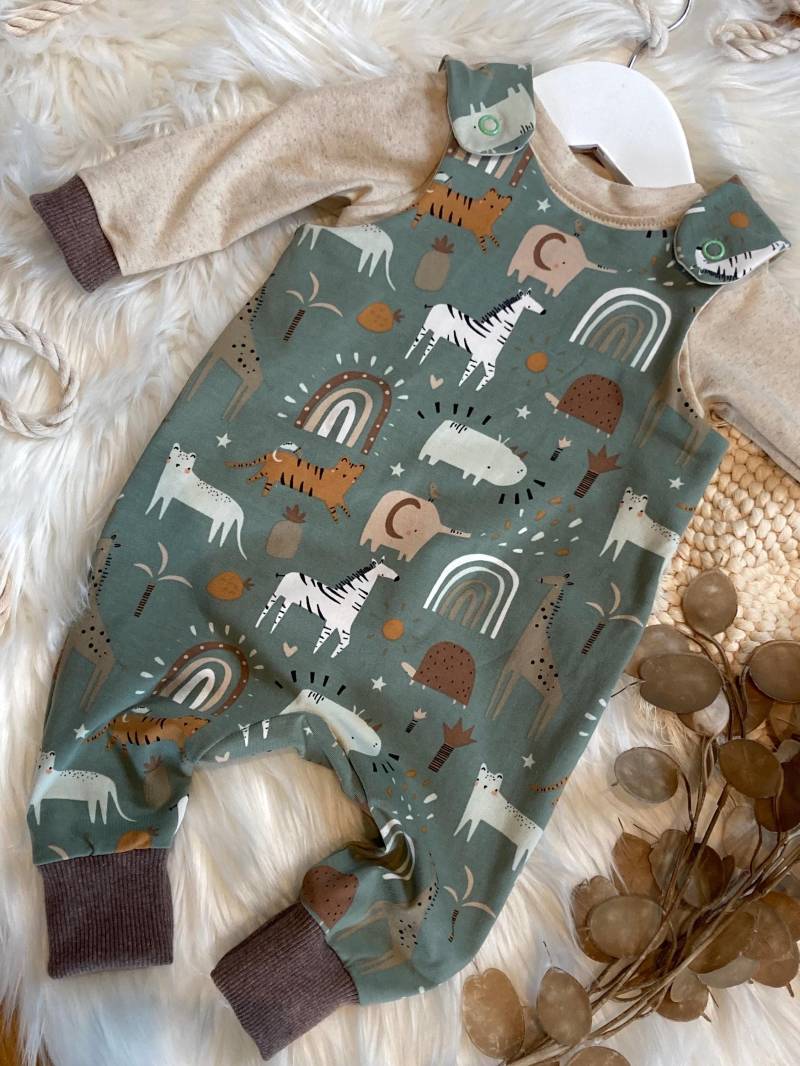 Set Strampler Strampelanzug Mit Body Safari Tiere Grün Beige Gr. 62 von ZwergalStube