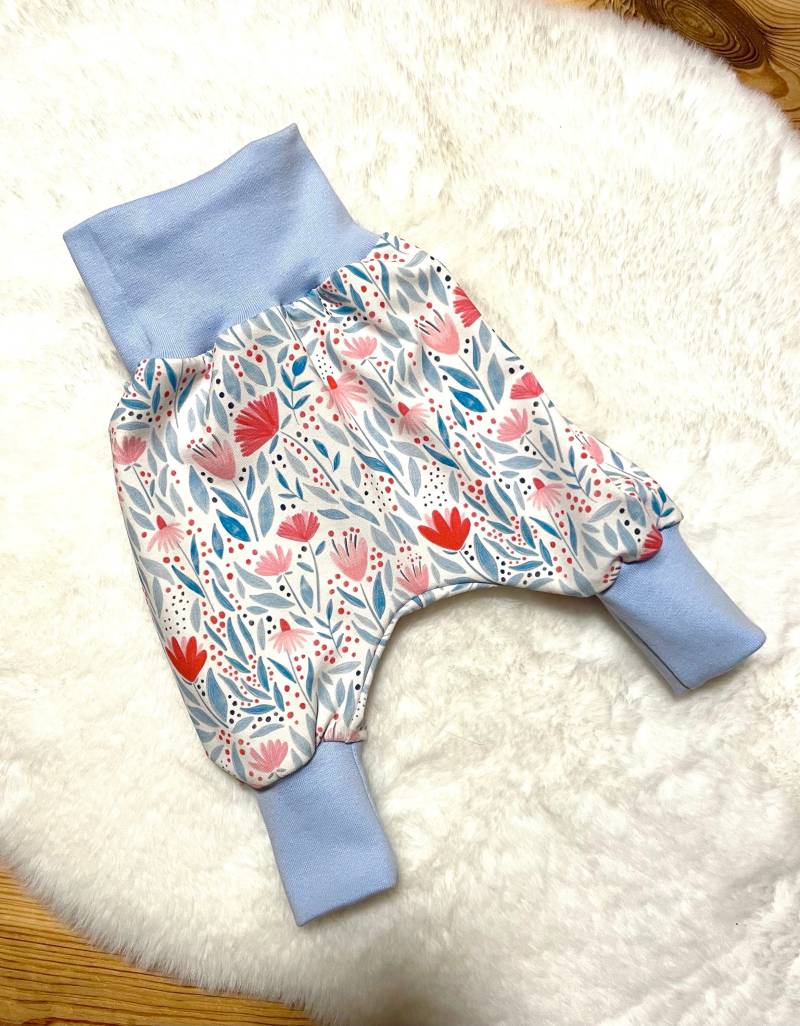 Pumphose 44-122 | Blumen Zweige Frühling Blätter Pastell Hose Kind Frühchen Baby Mädchen Junge Mitwachshose Geschenk von ZwergenNaehstuebchen