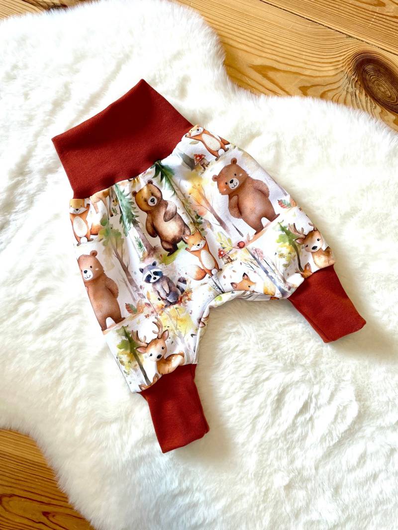 Pumphose 44-122 Waldtiere | Füchse Rehe Bär Waschbär Hose Kinder Frühchen Baby Mädchen Junge Mitwachshose Geschenk Geburt von ZwergenNaehstuebchen
