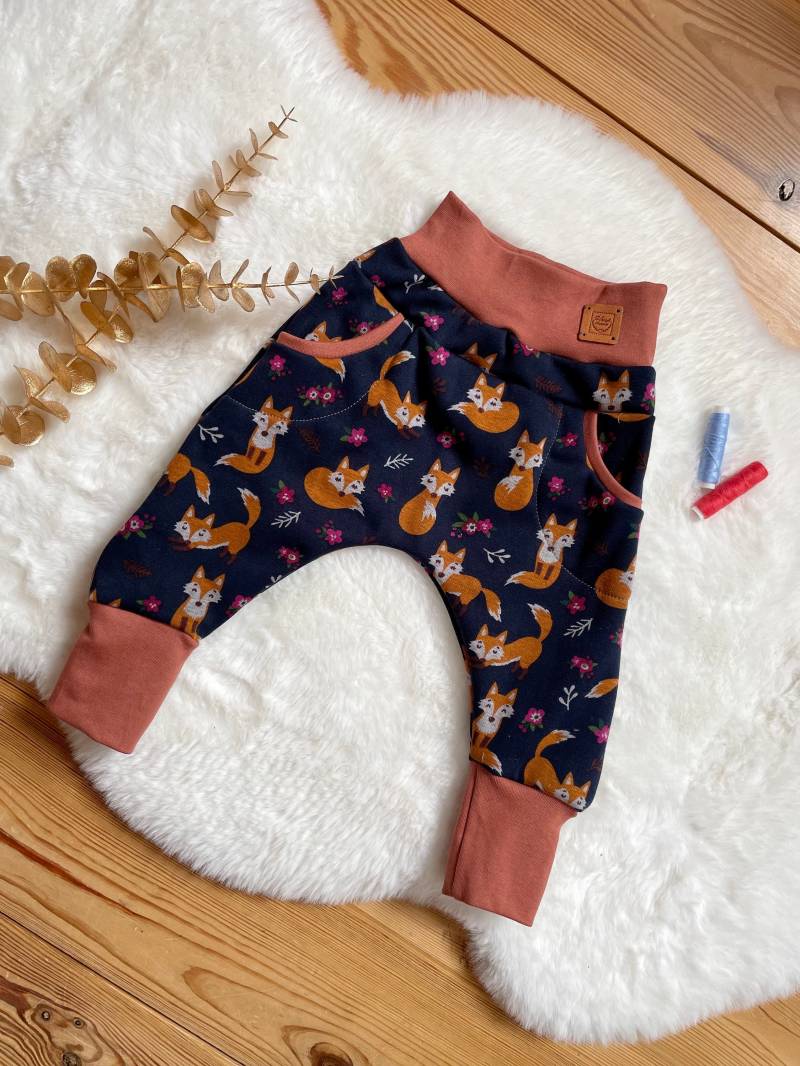 Pumphose Knickerbocker Baby Kinder | Füchse Waldtiere Alpenfleece Hose Herbst Winter Geschenk Mitwachshose Jogginghose von ZwergenNaehstuebchen