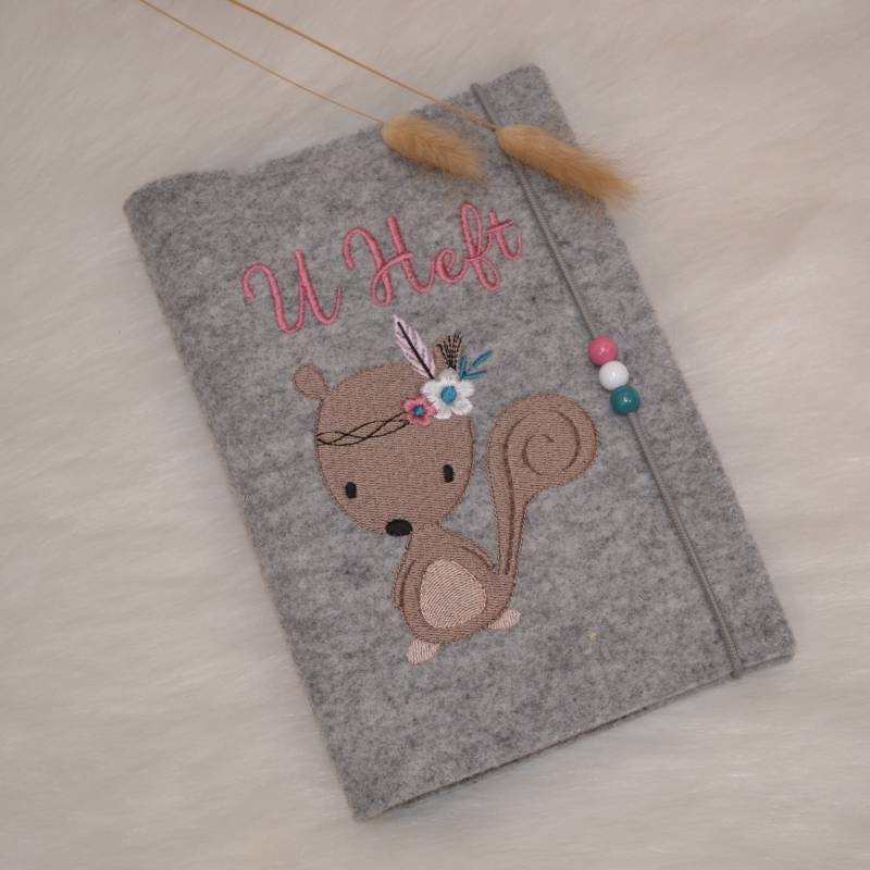 U Heft-Hülle Mit Namen + Boho Eichhörnchen von ZwergenWunschland