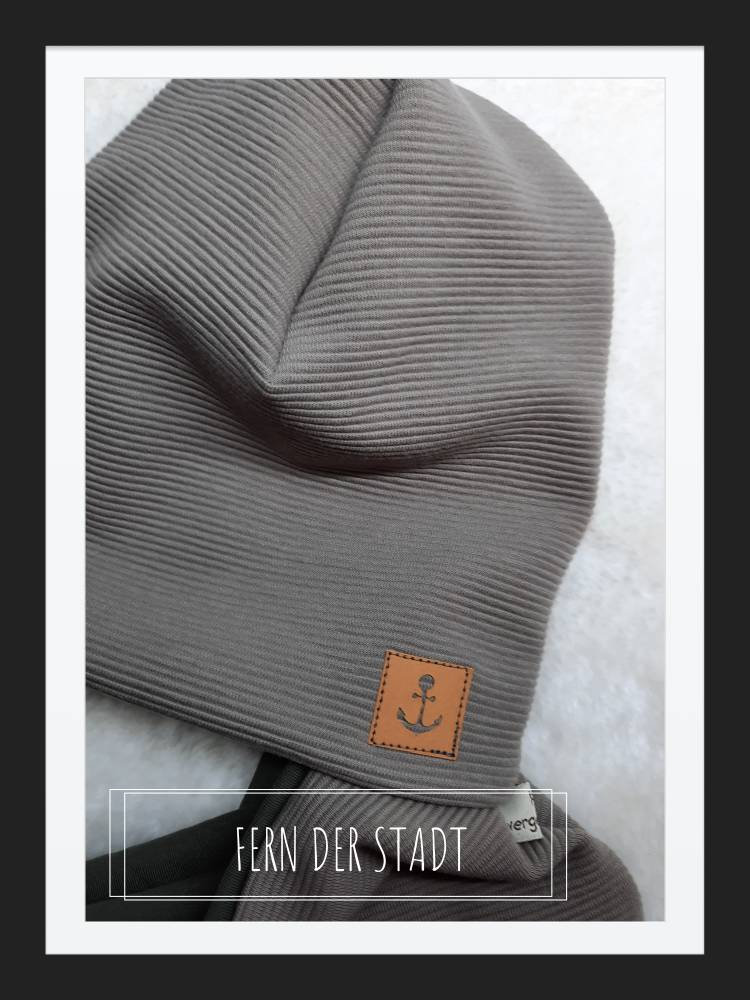 Beanie Mütze Oder Loop Taupe Aus Rib Jersey von Zwergennaehstube