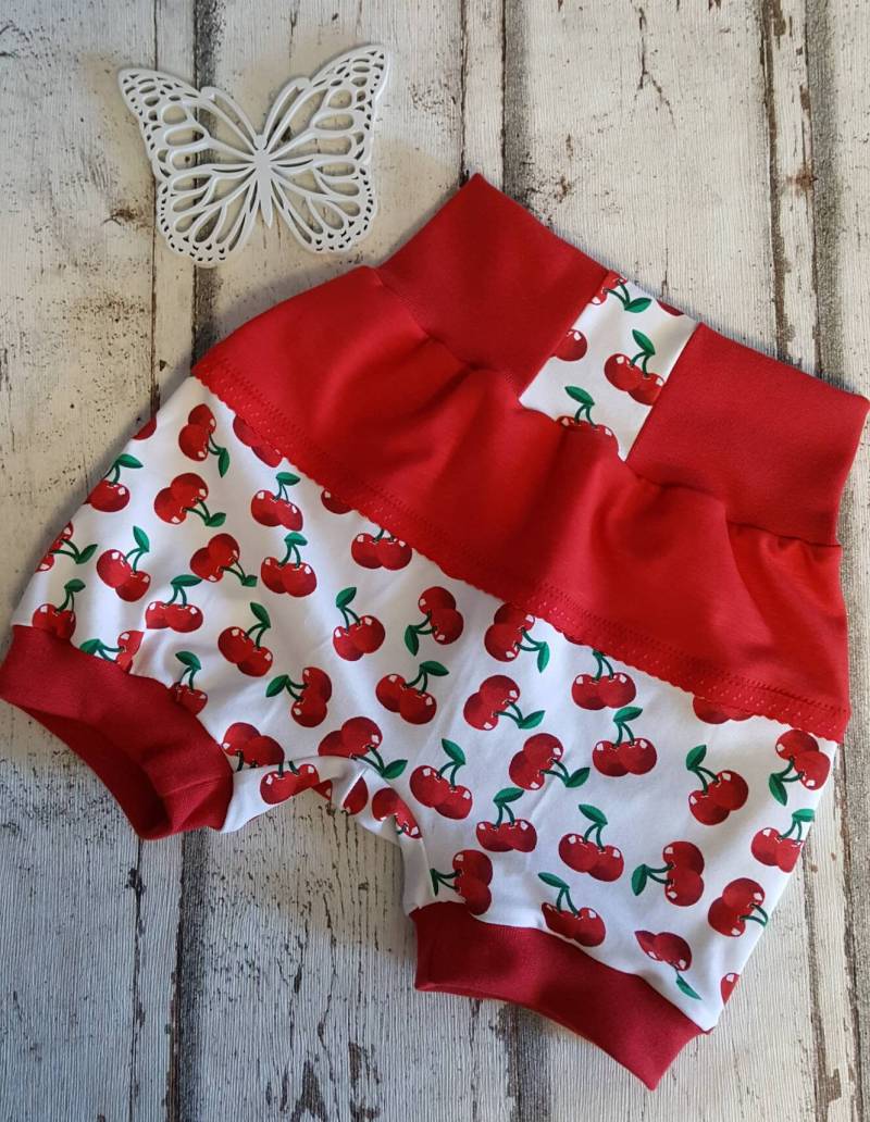 Kurze Pumphose Mädchen Kirschen von Zwergennaehstube