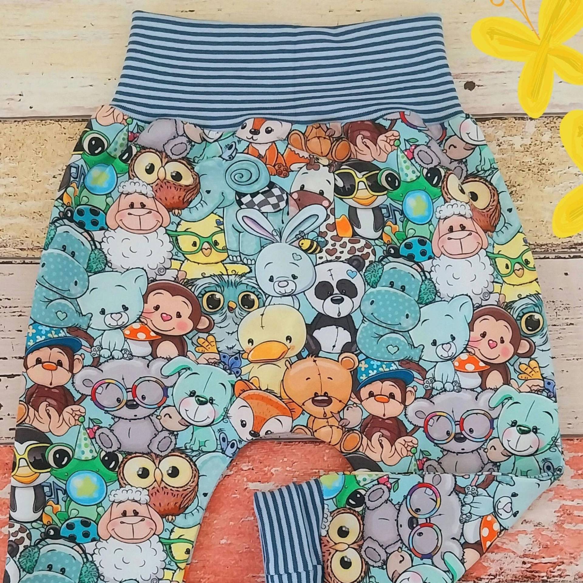 Pumphose Bunte Tiere 50-98 Oder Als Set Mit Halstuch, Mitwachshose von ZwergnaseDE