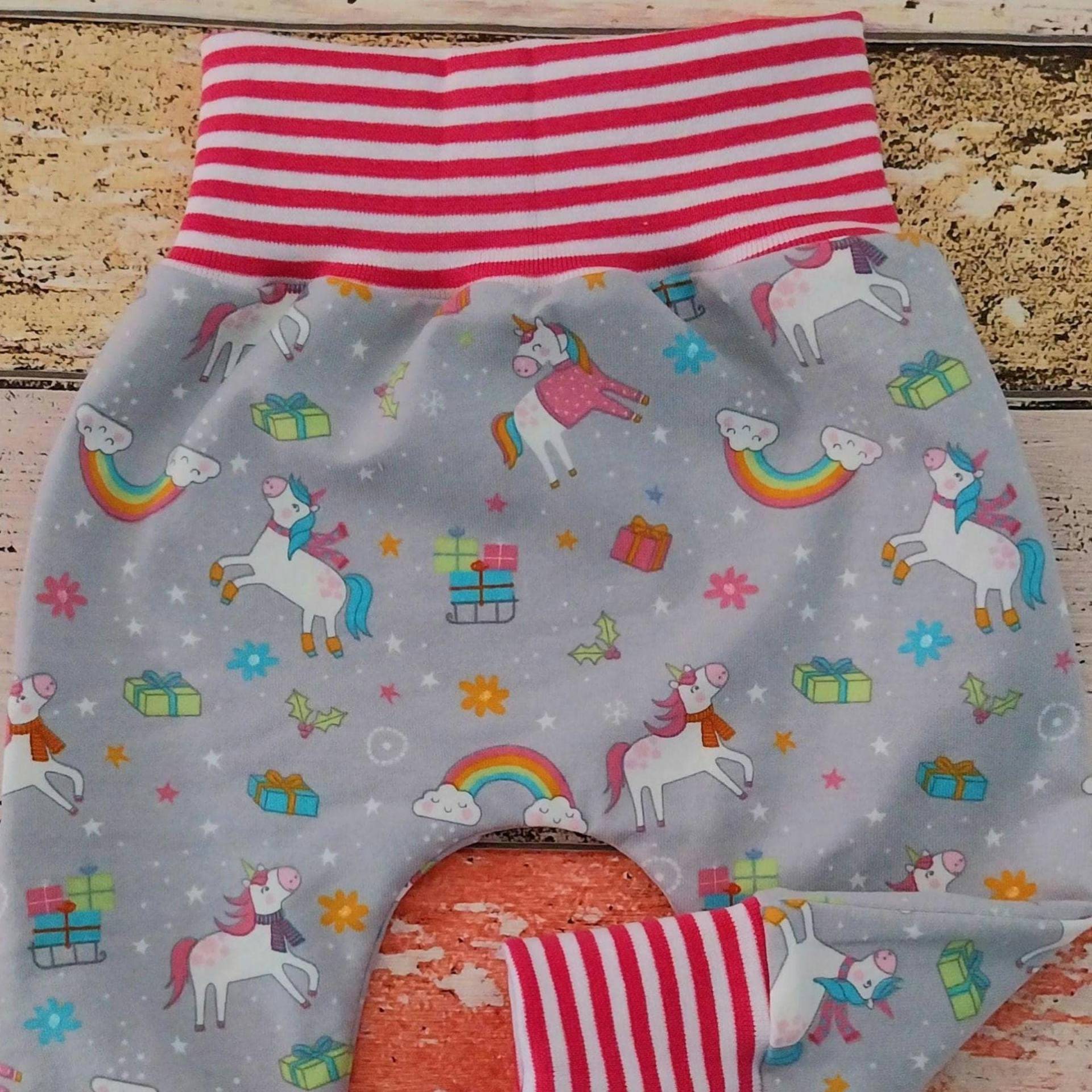 Pumphose Einhorn Weihnachten 50-98 Oder Als Set Mit Halstuch, Mitwachshose Pumphose Einhorn Weihnachten 50-98 Oder Als Set Mit Halstuch, Mitwachshose von ZwergnaseDE