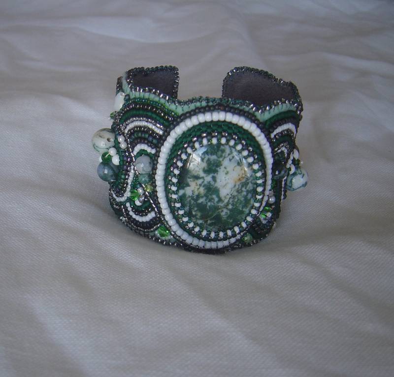 Baum Achat Perle Stickerei Armreif Baum Achat Perle Stickerei Armreif von ZydecoBeads