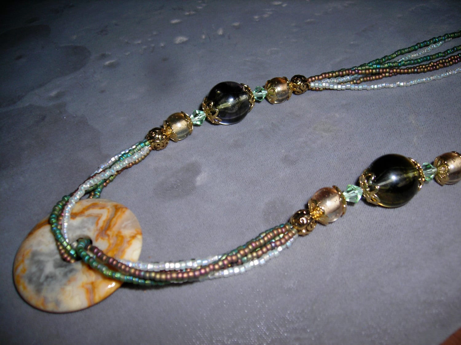 Erdtöne Kette Aus Natürlichem Jaspis Donut, Saatperle, Lampwork, Glas Und Gold - Sale 10% Rabatt Erdtöne Kette Aus Natürlichem Jaspis Donut, Saatperle, Lampwork, Glas Und Gold - Sale 10% Rabatt von ZydecoBeads
