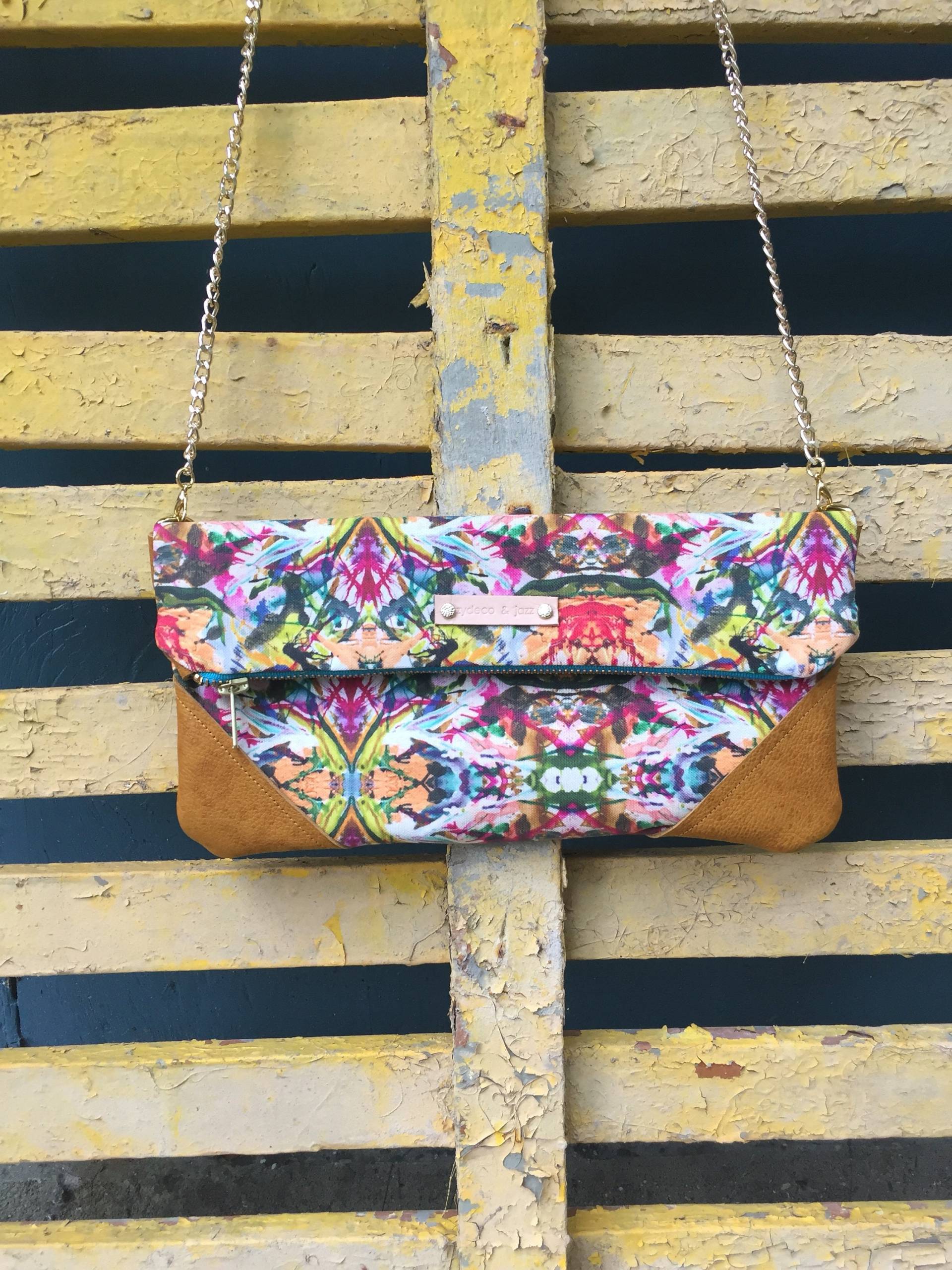 Aussage Kupplung, Abstrakte Lederclutch, Leder Clutch Geldbörse, Crossbody Geldbeutel, Brautjungferngeschenk, Handtasche Umhängetasche Aussage Kupplung, Abstrakte Lederclutch, Leder Clutch Geldbörse, Crossbody Geldbeutel, Brautjungferngeschenk, Handtasche Umhängetasche von ZydecoandJazz