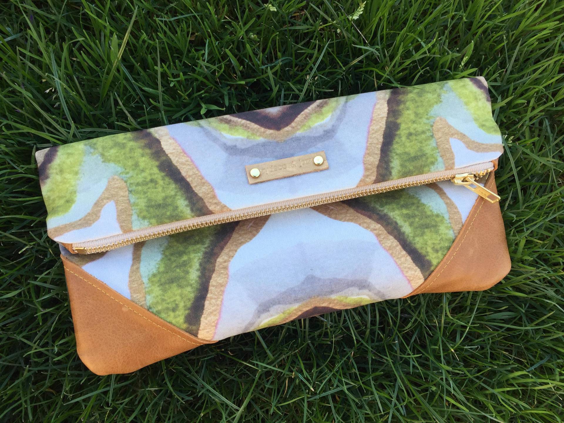 Grüne Kupplung, Geschenk Für Sie, Brautjungferngeschenk, Leder Clutch Geldbörse, Kupplung Geldbeutel, Handtasche Handtasche, Foldover-Clutch Grüne Kupplung, Geschenk Für Sie, Brautjungferngeschenk, Leder Clutch Geldbörse, Kupplung Geldbeutel, Handtasche Handtasche, Foldover-Clutch von ZydecoandJazz