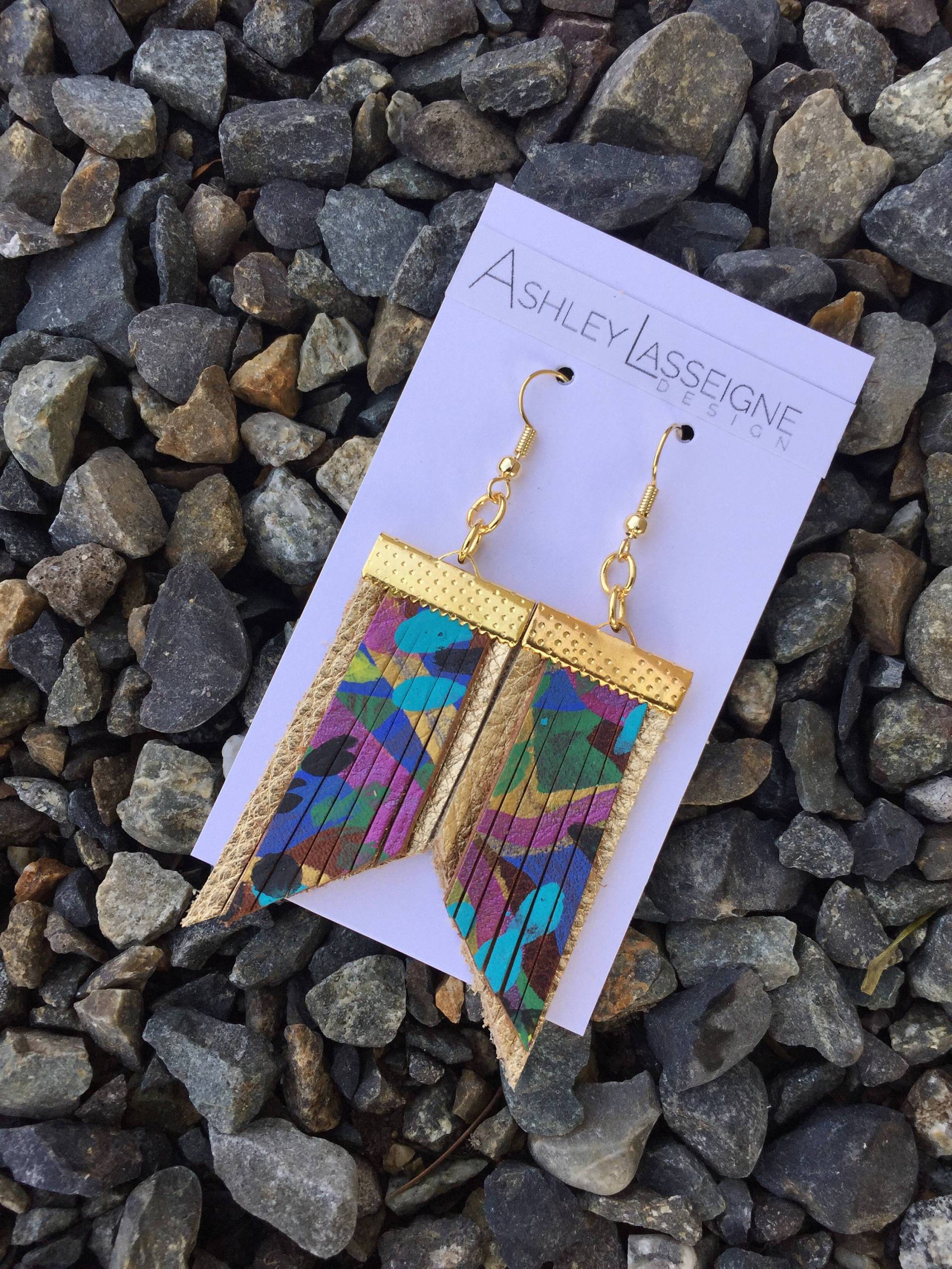 Ohrringe Karneval, Karneval Accessoires, Von Hand Bemalt Ohrringe, Funky Lederohrringe, Geschenk Für Sie Ohrringe Karneval, Karneval Accessoires, Von Hand Bemalt Ohrringe, Funky Lederohrringe, Geschenk Für Sie von ZydecoandJazz