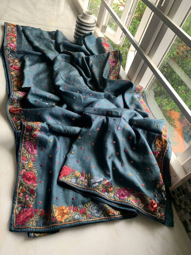 Zynah Made To Order Tussar Seide Authentisch Parsi Gara Handgefertigter Saree, Custom/Readymade Bluse, Herbst, Petticoat, Schiffe in Die Usa von ZynahDesigns