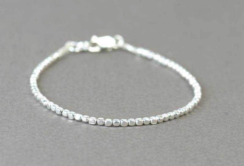 Quadrat Sterling Silber Perlen Armband von Zzaval