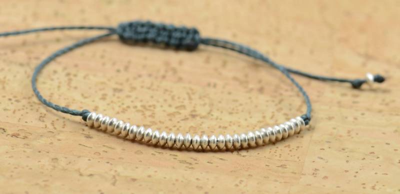 Winzige Sterling Silber Perlen Verstellbares Armband von Zzaval