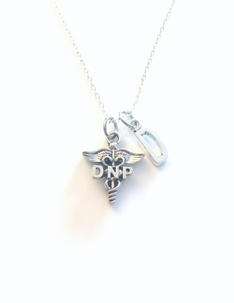 Dep Graduierung Geschenk, Dnp Halskette, Doktor Der Pflegepraxis Vorhanden, Krankenschwester Schmuck, Silber Caduceus Charme, Ruhestand Geschenk Für von aJoyfulSurprise